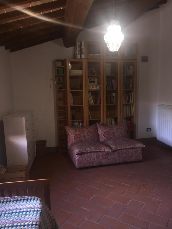 Castello Di Urbech Apartment Pratovecchio Luaran gambar