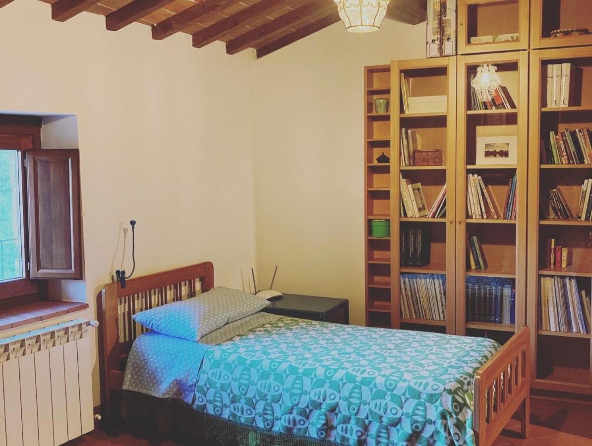 Castello Di Urbech Apartment Pratovecchio Luaran gambar